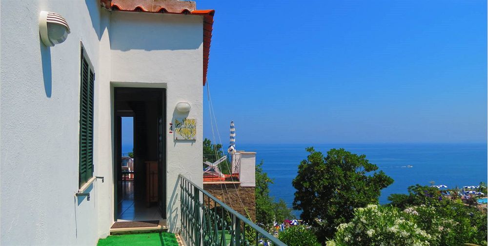 Hotel Oasi Castiglione Casamicciola Terme Екстер'єр фото