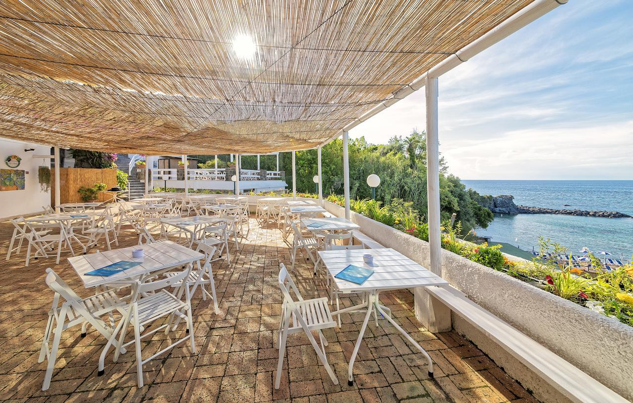 Hotel Oasi Castiglione Casamicciola Terme Екстер'єр фото